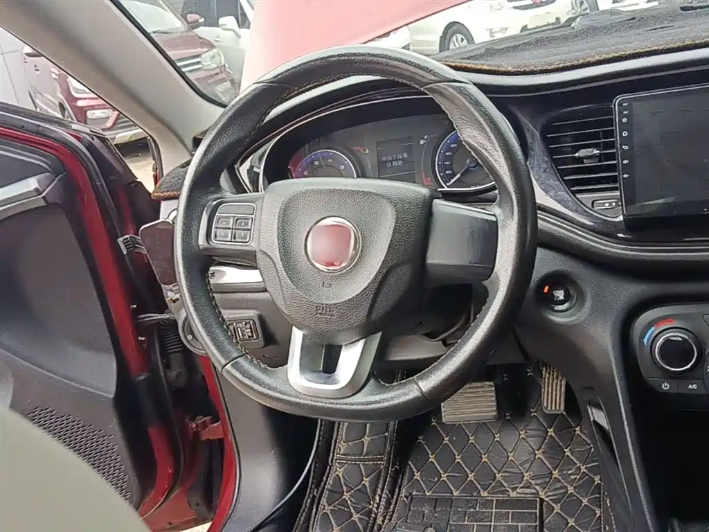 Fiat Viaggio 2016 — фото 11