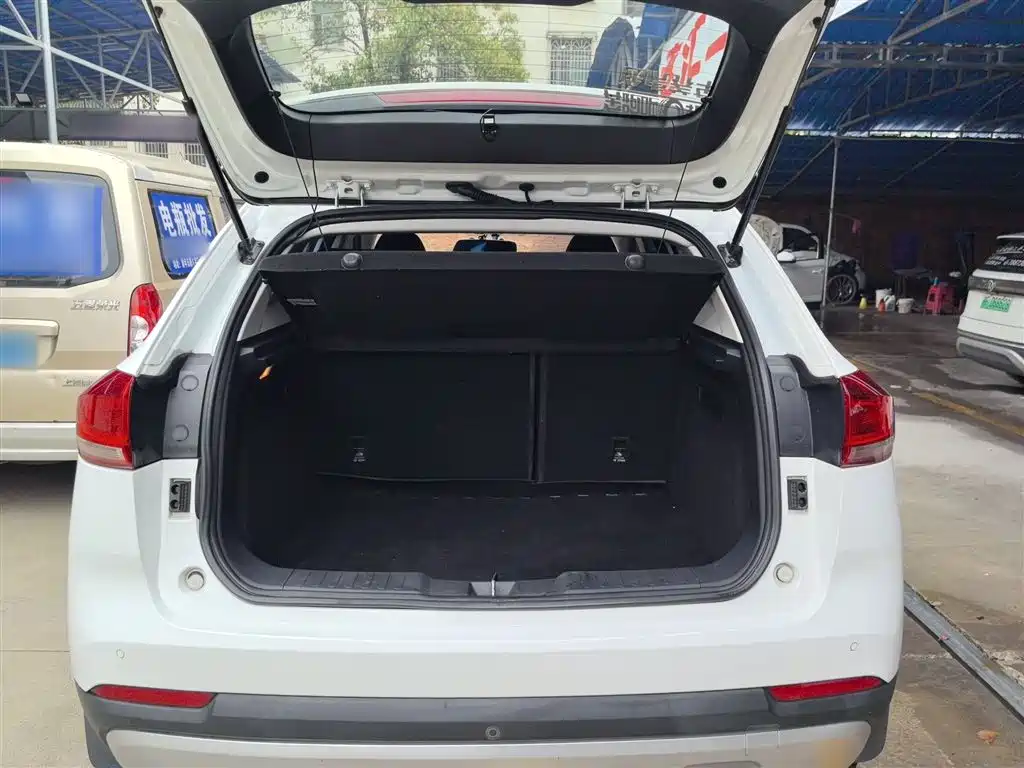 Haval H2s 2018 — фото 19