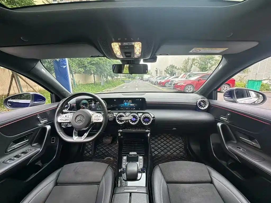 Mercedes-Benz A-Class 2020 — фото 8