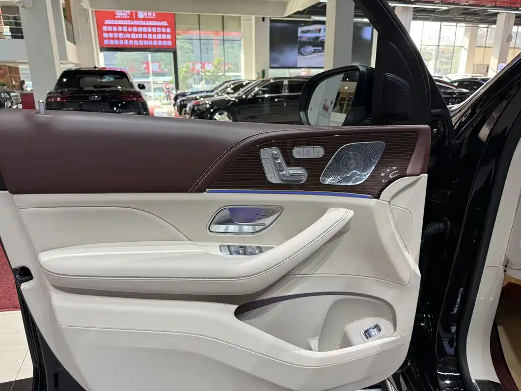 Mercedes-Benz GLS 2021 — фото 10