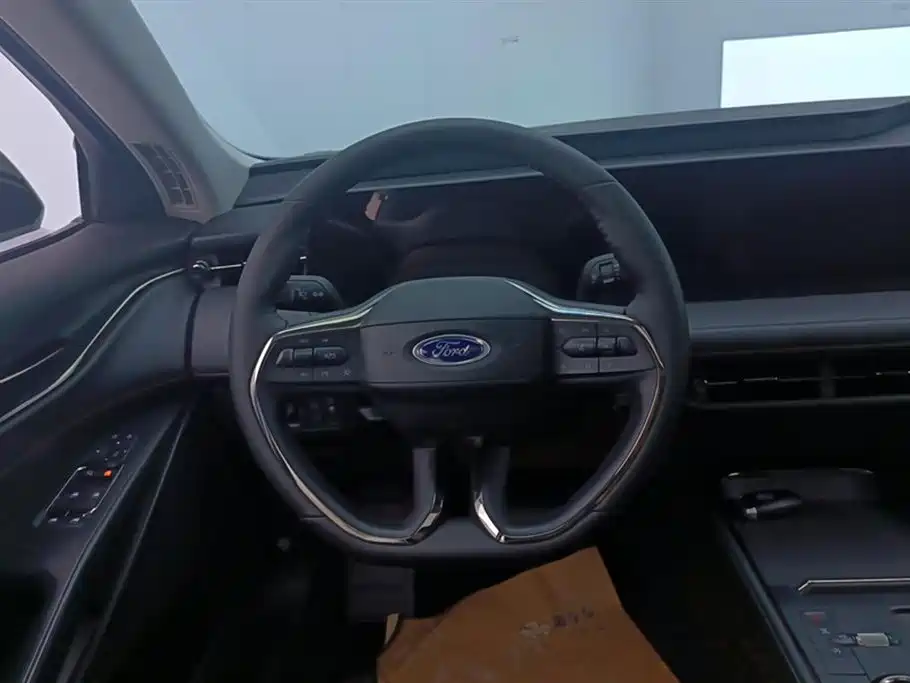 Ford Mondeo 2023 — фото 15