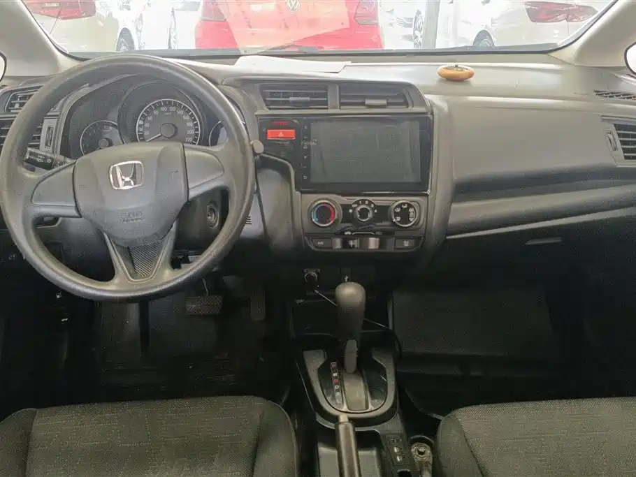 Honda Fit 2017 — фото 12