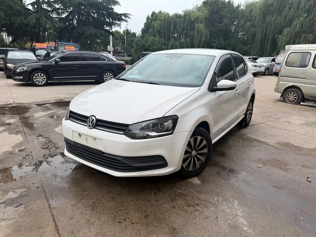 Volkswagen Polo 2016