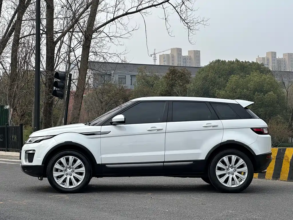 Land Rover Evoque 2017 — фото 4