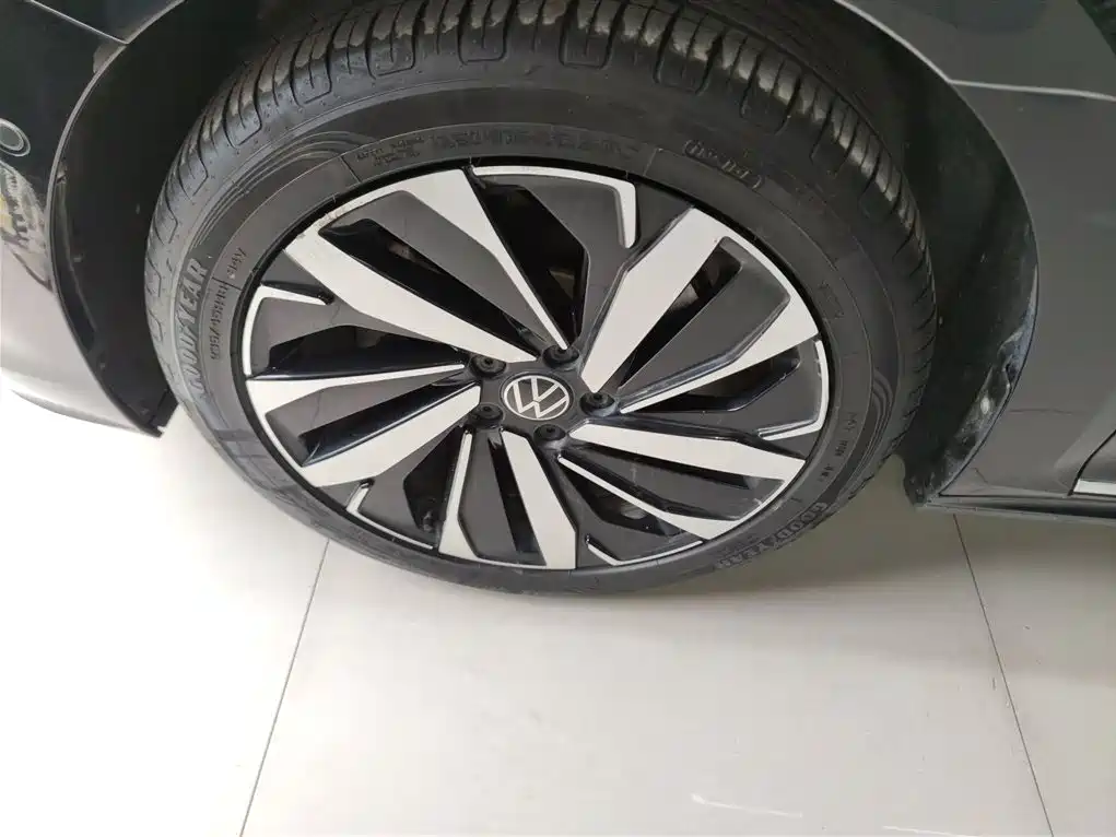 Volkswagen Passat 2022 — фото 23