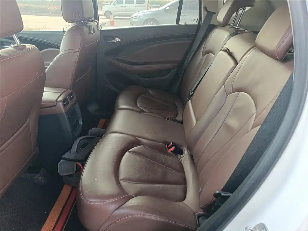 Buick Envision Plus 2018 — фото 13