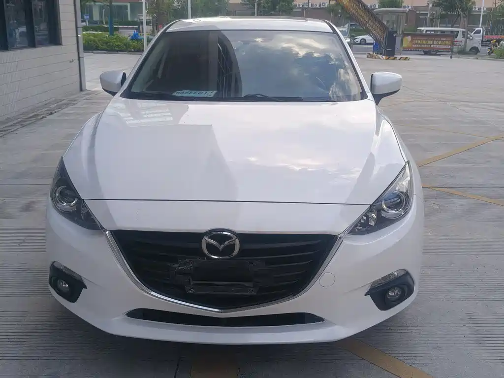 Mazda 3 Axela 2015 — фото 2
