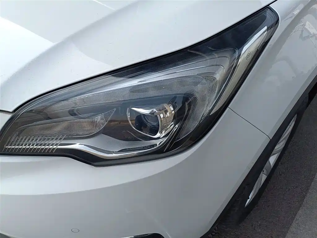 Buick Envision Plus 2018 — фото 18