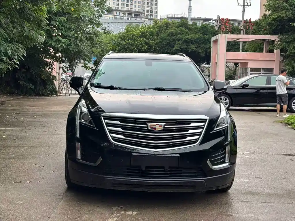 Cadillac XT5 2018 — фото 2