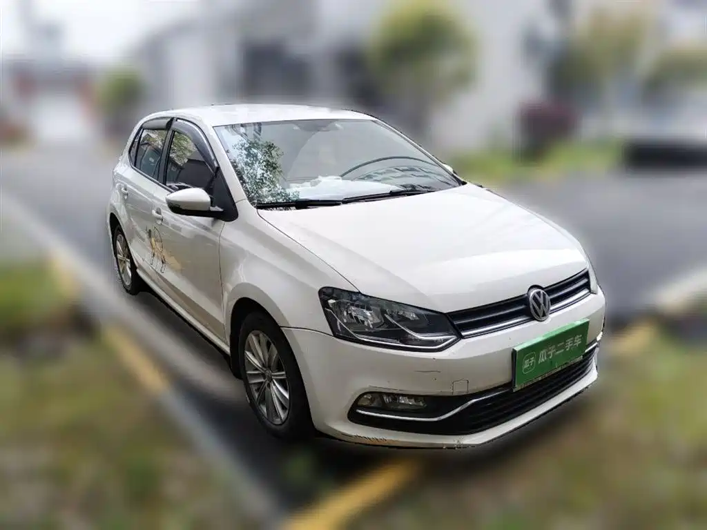 Volkswagen Polo 2015 — фото 25