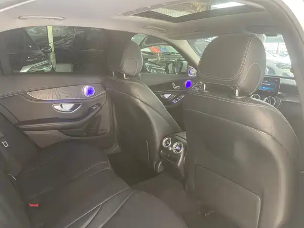 Mercedes-Benz C-Class 2019