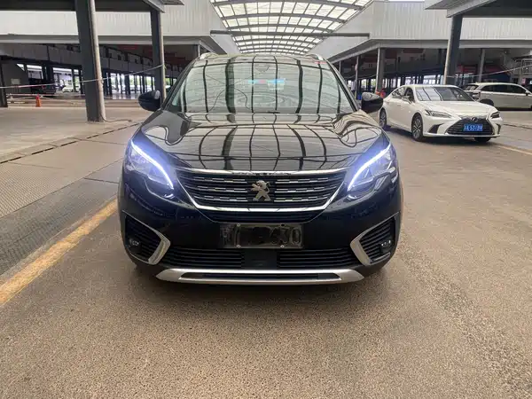 Peugeot 5008 2017