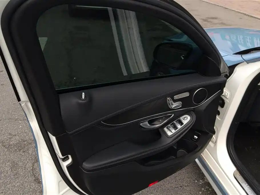 Mercedes-Benz C-Class 2018