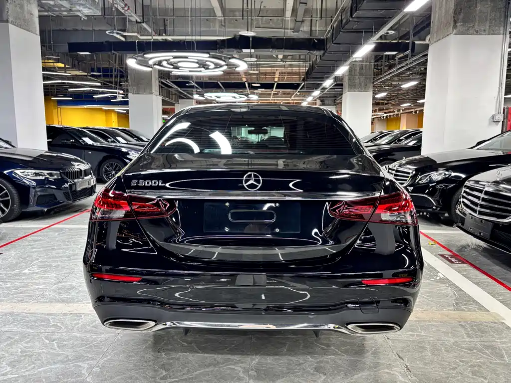 Mercedes-Benz E-Class 2021 — фото 14
