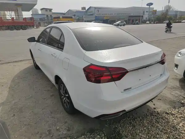 Geely Emgrand 2019