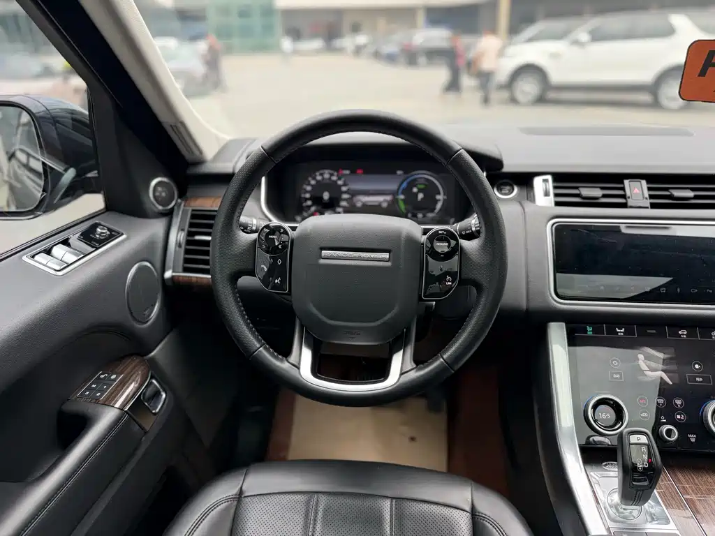 Land Rover Sport PHEV 2019 — фото 13
