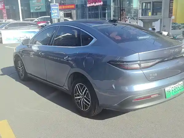 BYD Seal 05 DM-i 2025