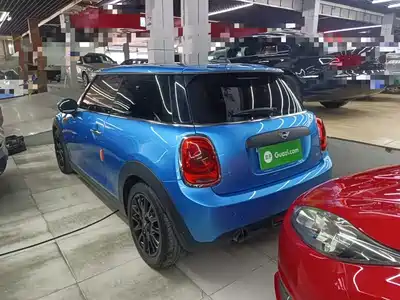 MINI MINI 2018