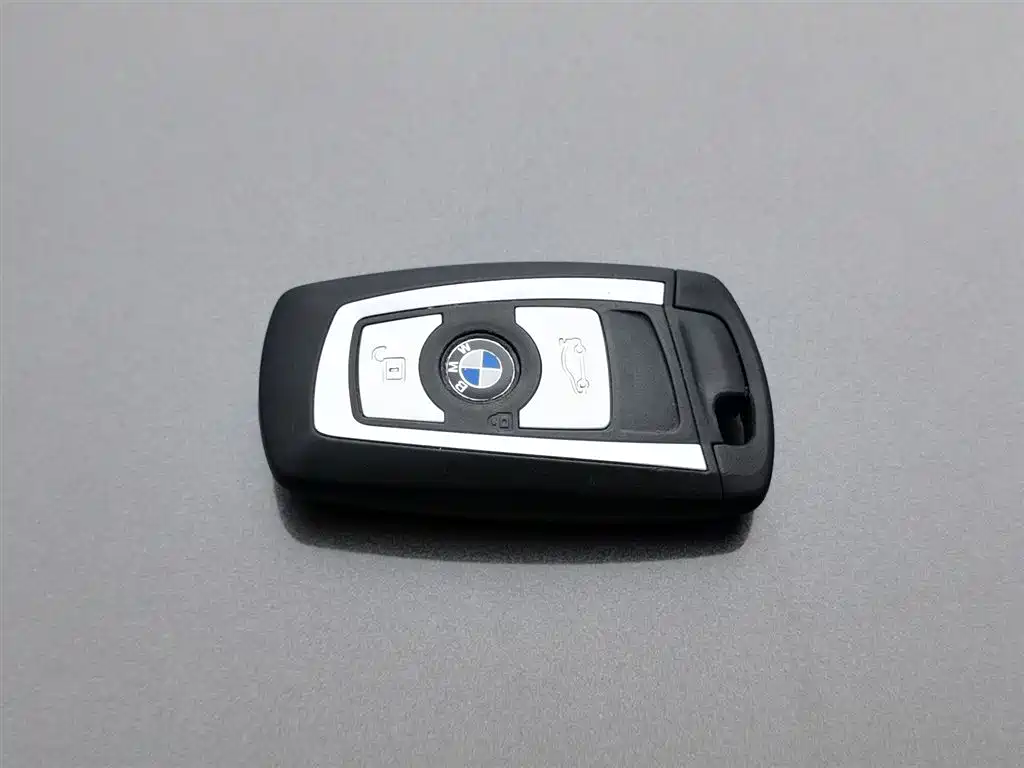 BMW 3 Series 2013 — фото 19