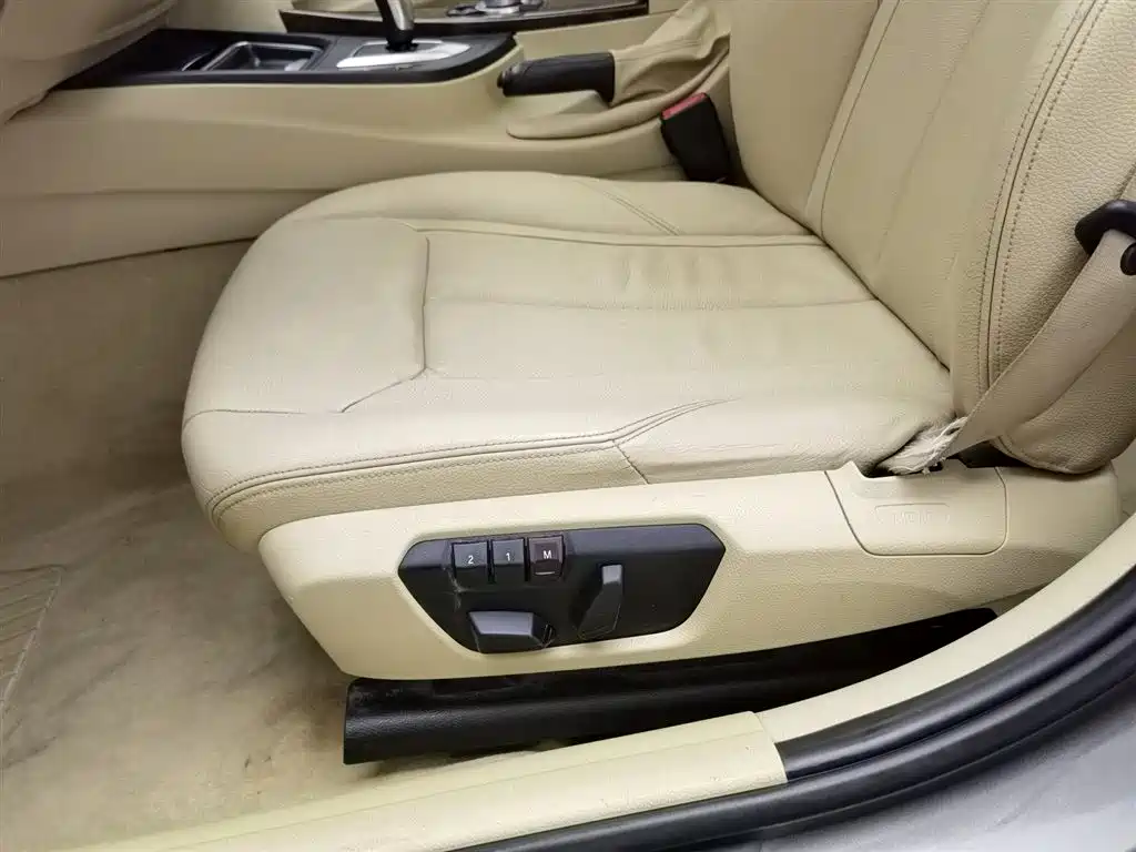 BMW 3 Series 2013 — фото 20
