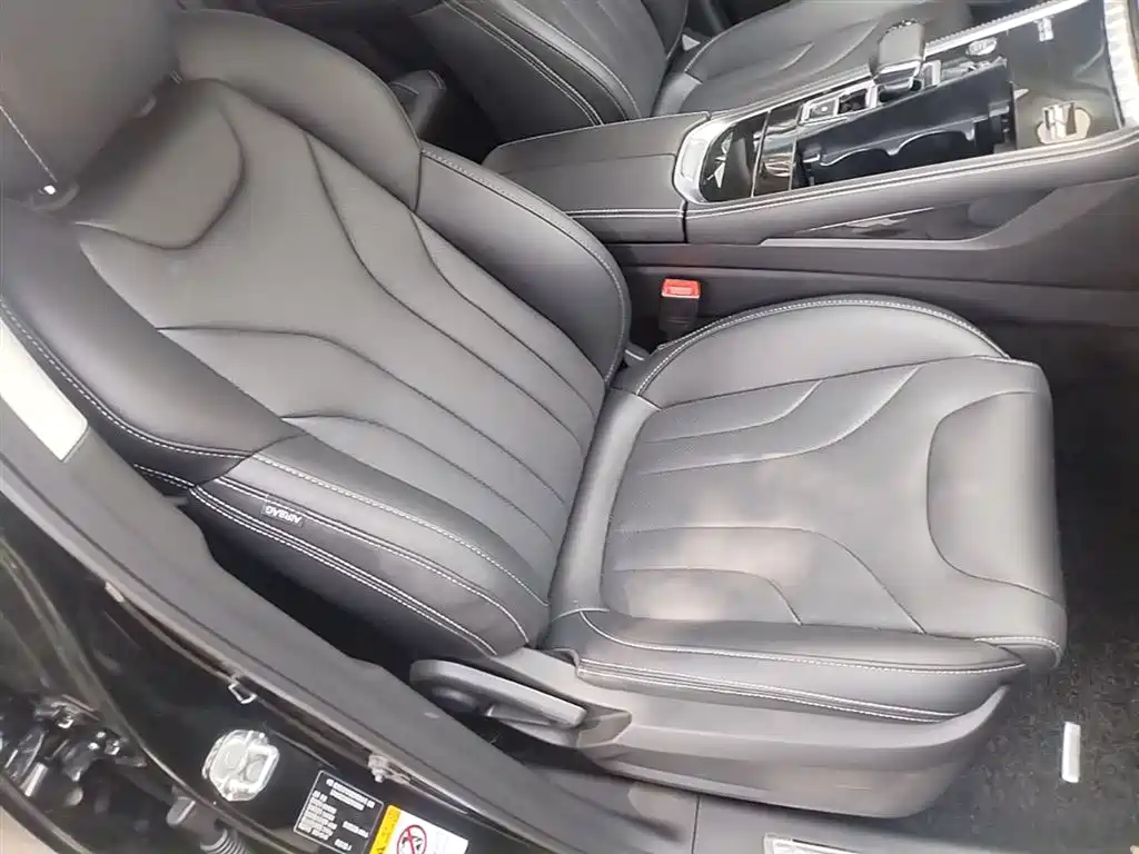 Changan CS85 COUPE 2019 — фото 25