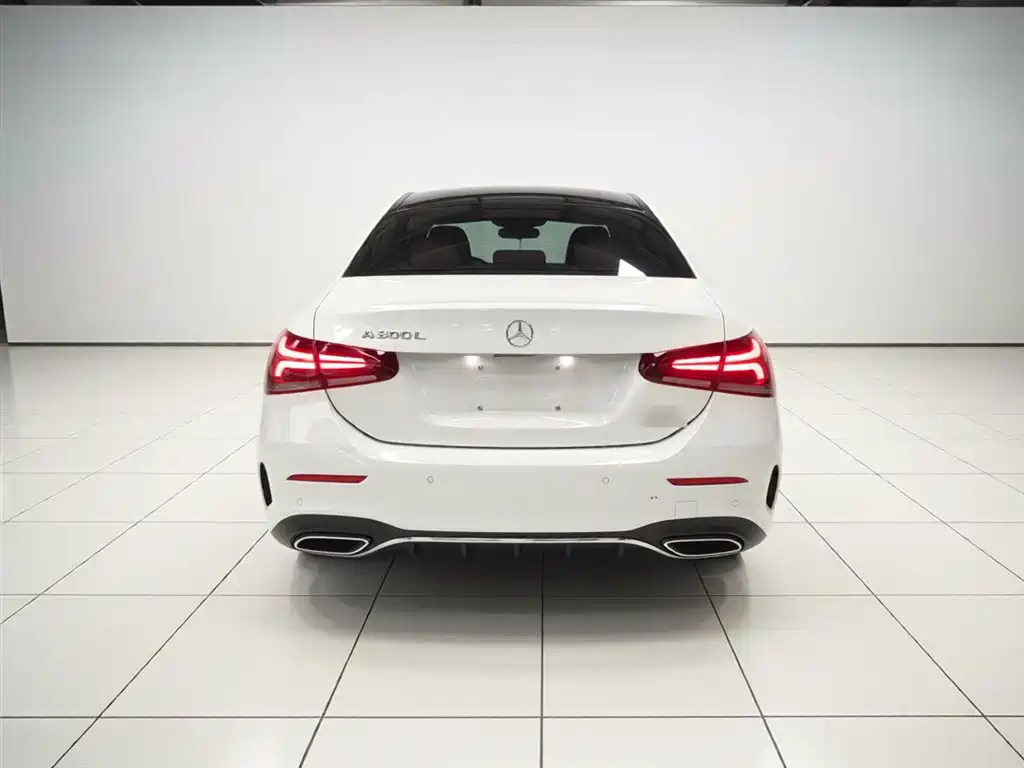 Mercedes-Benz A-Class 2021 — фото 4