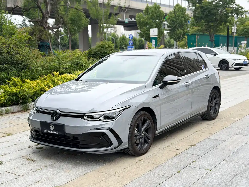 Volkswagen Golf 2022