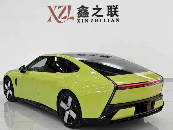XPeng P7 2025