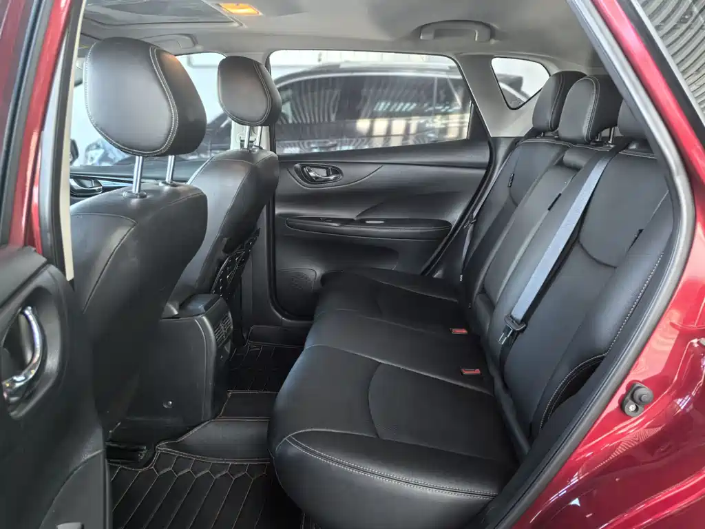 Nissan Tiida 2021