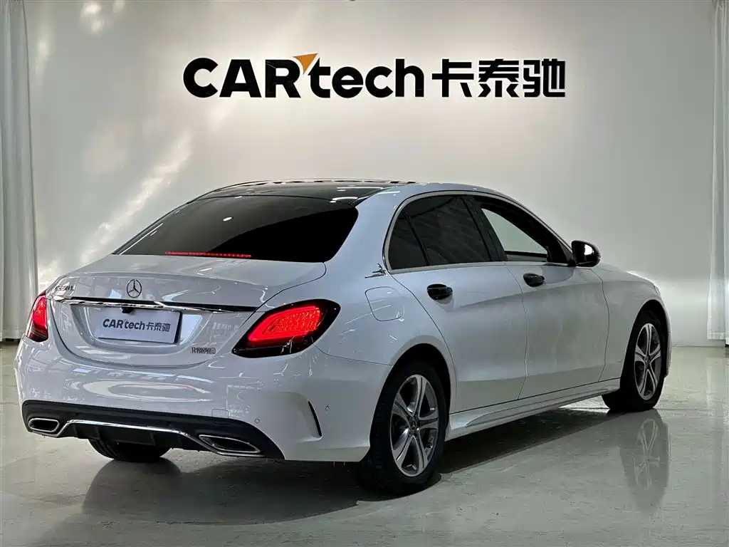 Mercedes-Benz C-Class 2021