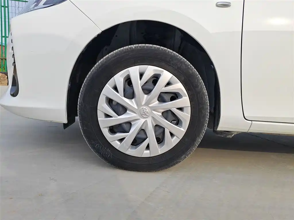 Toyota Vios FS 2022 — фото 25