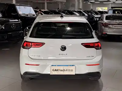 Volkswagen Golf 2023