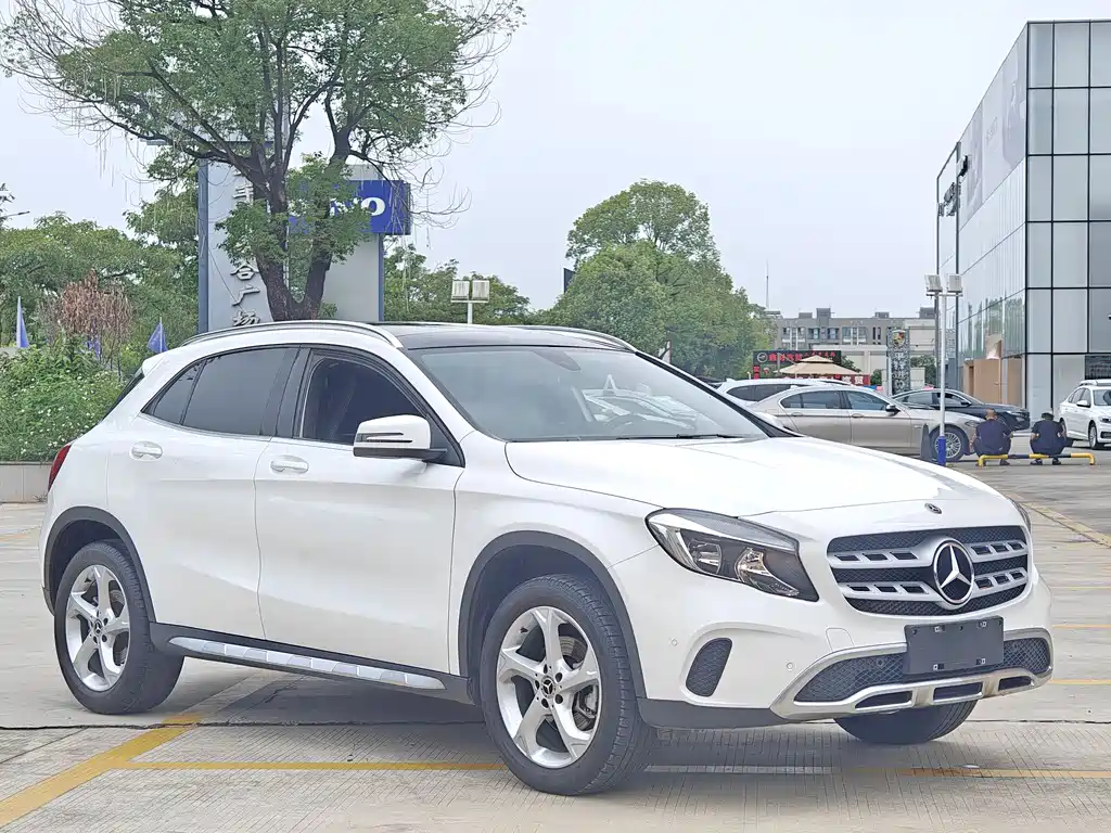 Mercedes-Benz GLA 2017 — фото 3