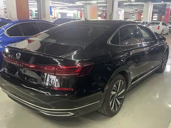 Volkswagen Passat 2022