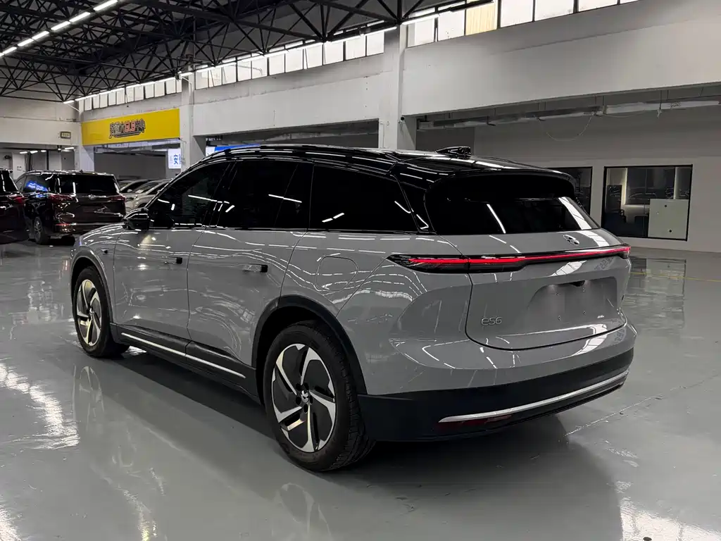NIO ES6 2025