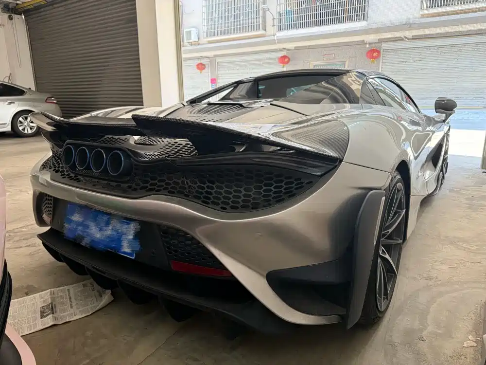 McLaren 720S 2020 — фото 18