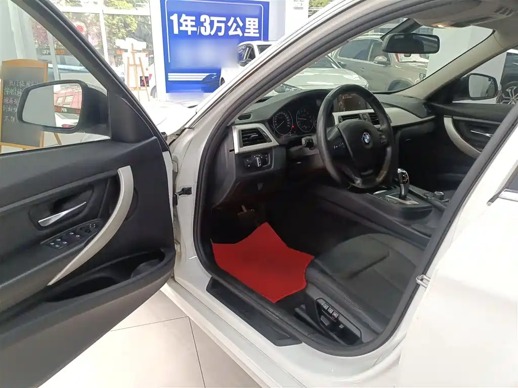 BMW 3 Series 2015 — фото 12
