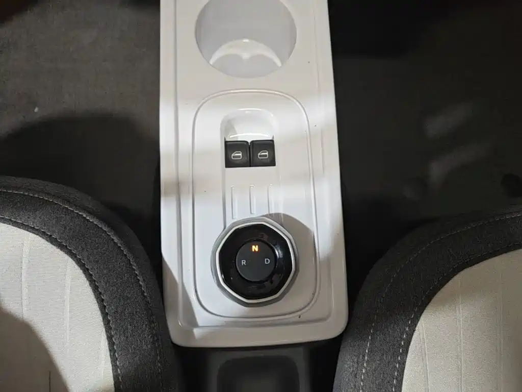 Geely Galaxy Panda 2025 — фото 14