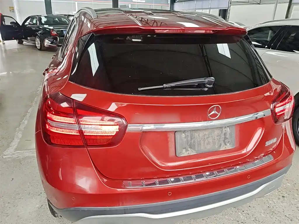 Mercedes-Benz GLA 2018 — фото 6