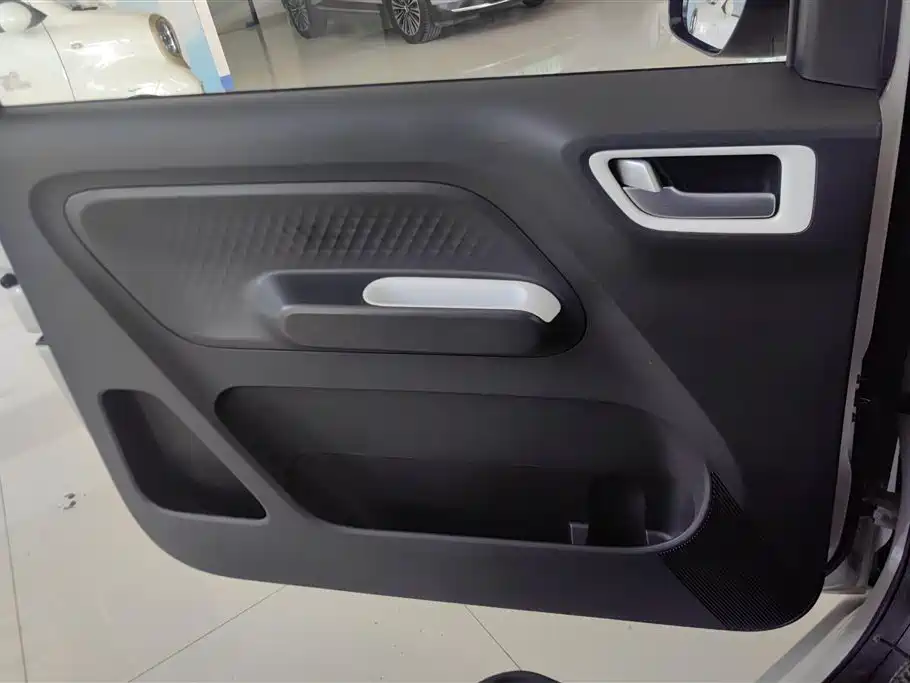 Wuling MINIEV 2024