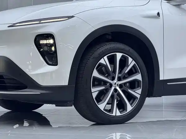 NIO EC7 2023