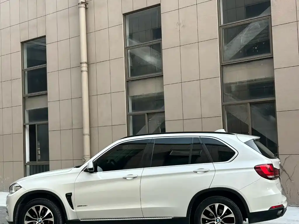 BMW X5 2015 — фото 3