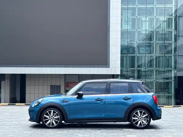 MINI 2021