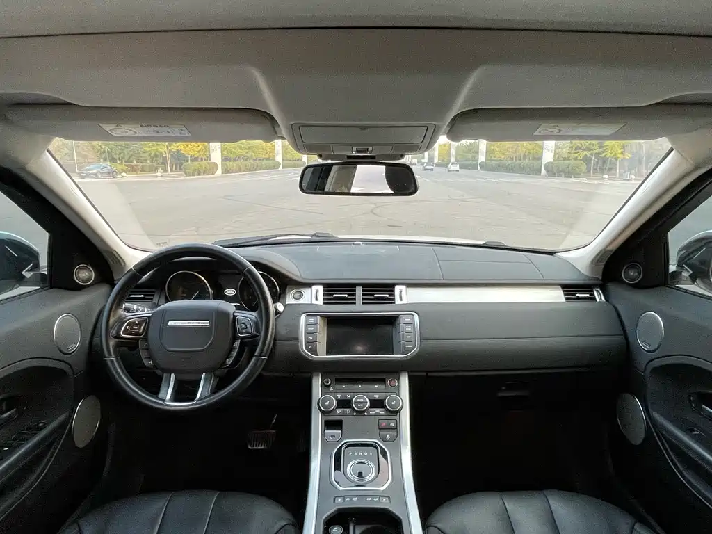 Land Rover Range Rover Evoque 2015 — фото 5
