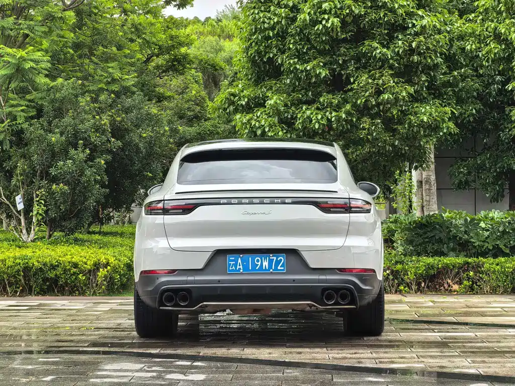 Porsche Cayenne 2020