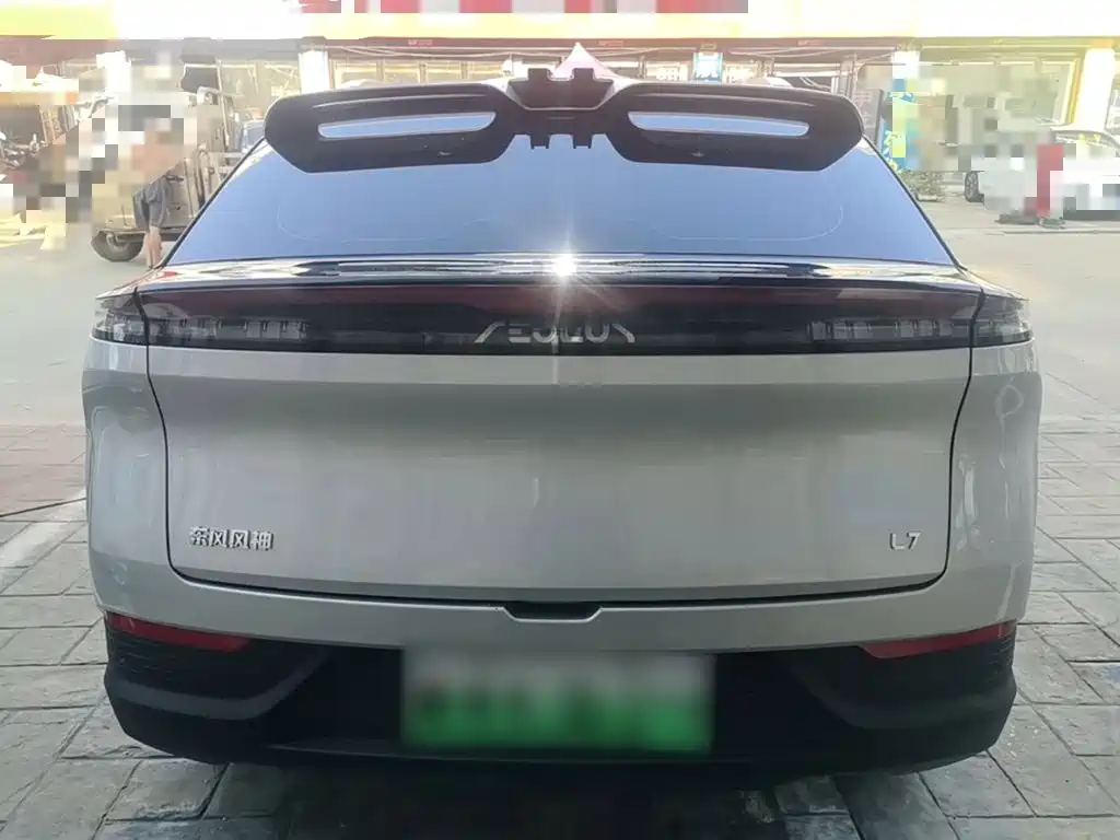 Dongfeng Fengshen L7 2025 — фото 6
