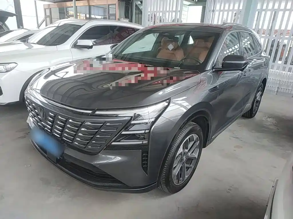 Changan CS75PLUS 2024 — фото 1