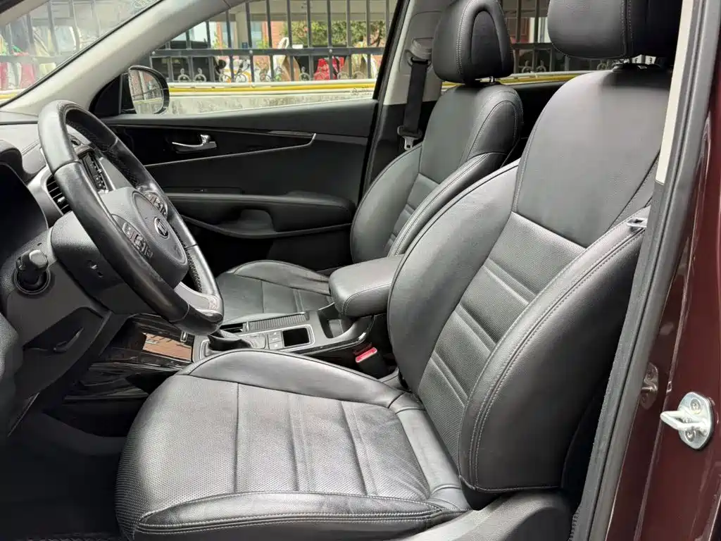 Kia Sorento 2016 — фото 15