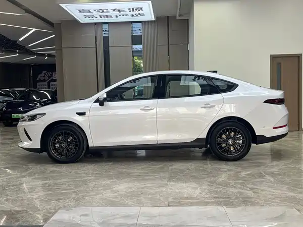 BYD Qin PLUS 2025