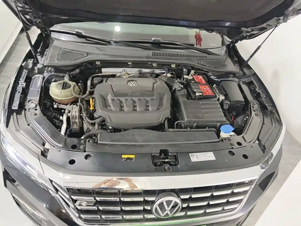 Volkswagen Passat 2019 — фото 20
